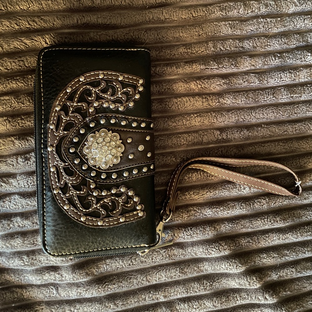 BRAND NEW wallet wristlet BLING